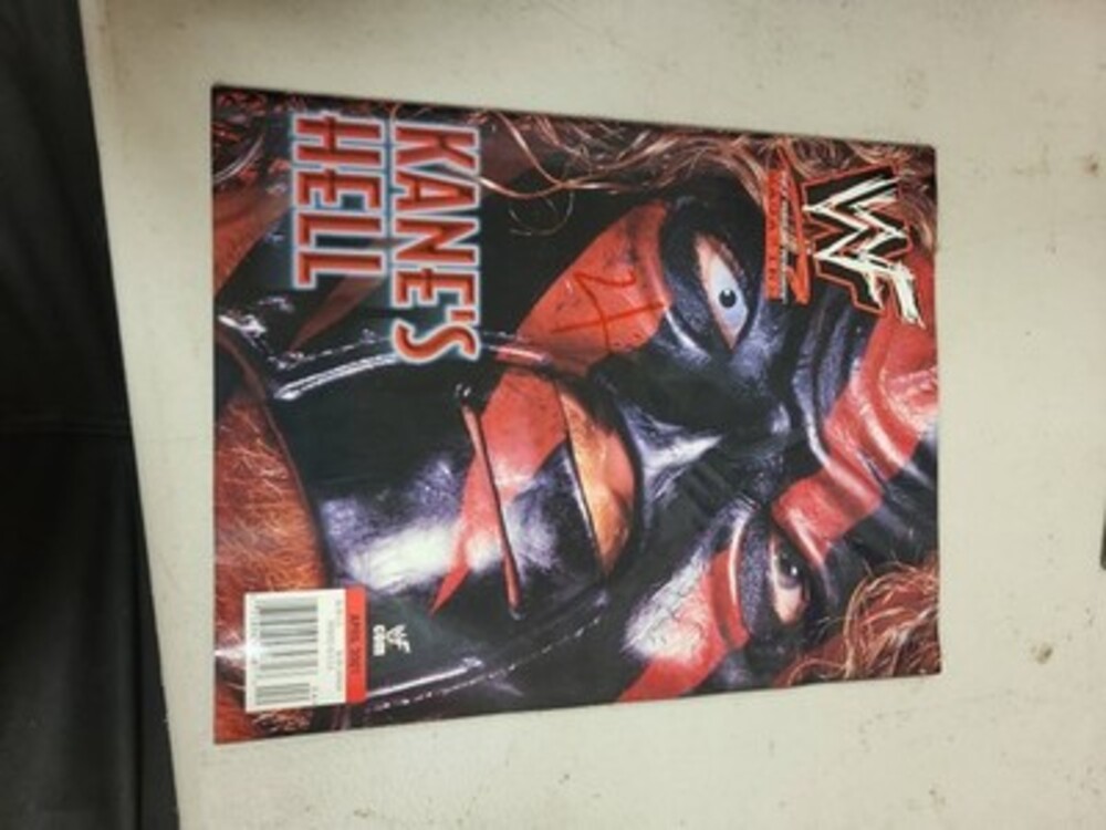 WWF Magazine April 2001 Kane's Hell WWE Wrestling Collectible Publication Issue
